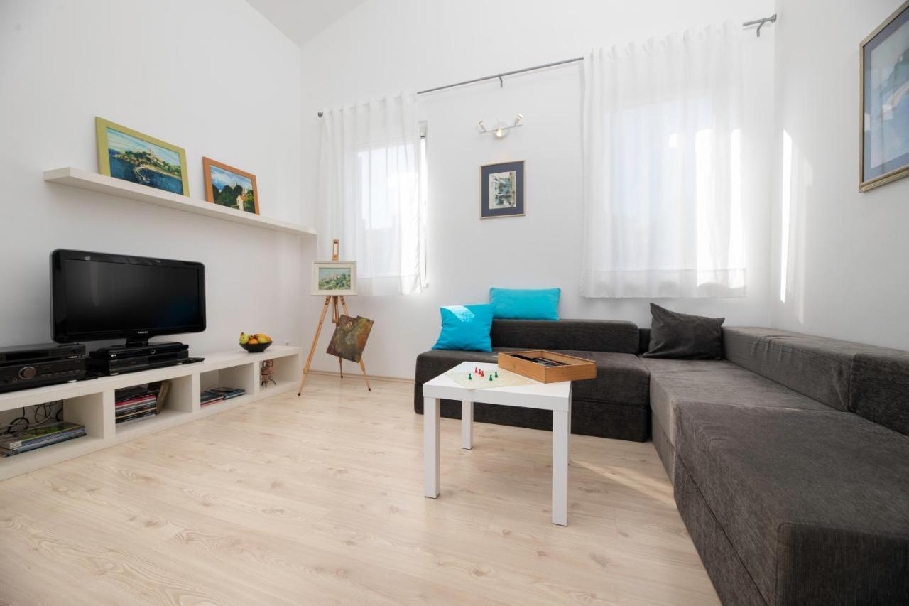 Apartment Arte Vrbnik מראה חיצוני תמונה